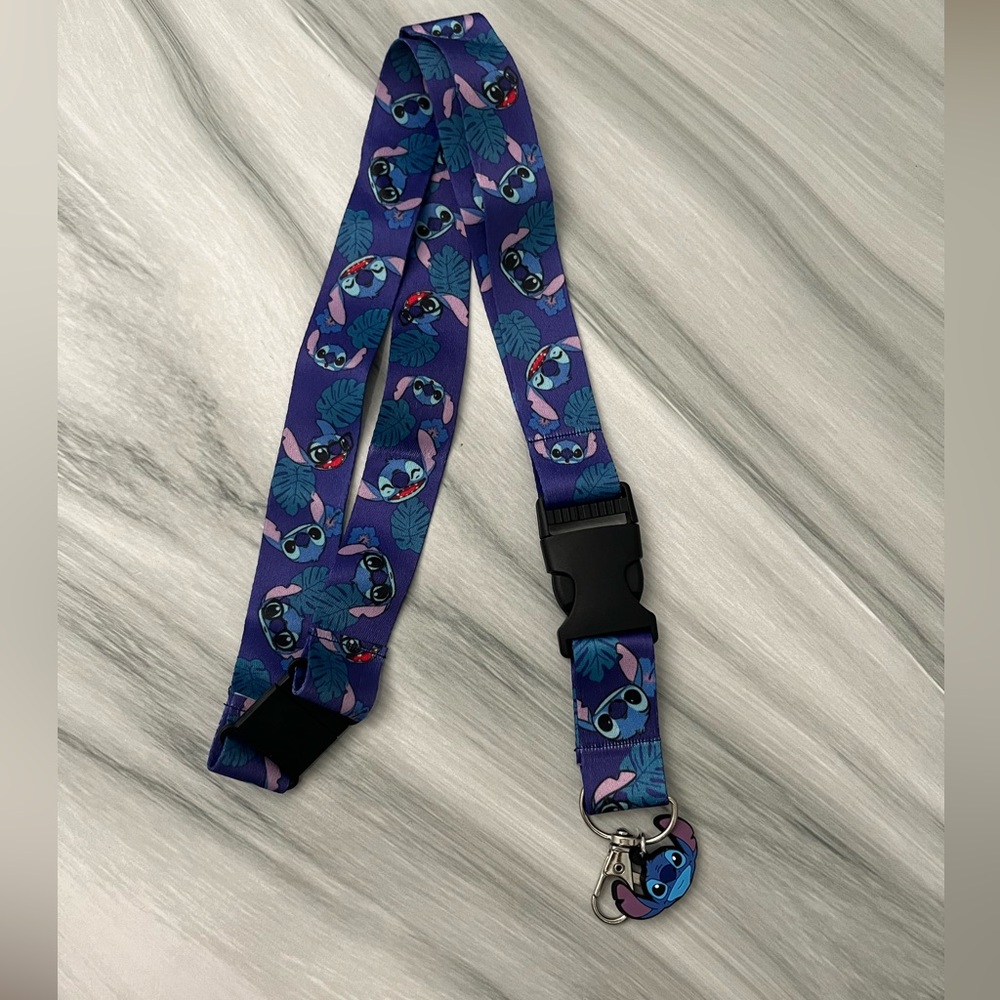 NWOT stitch lanyard!